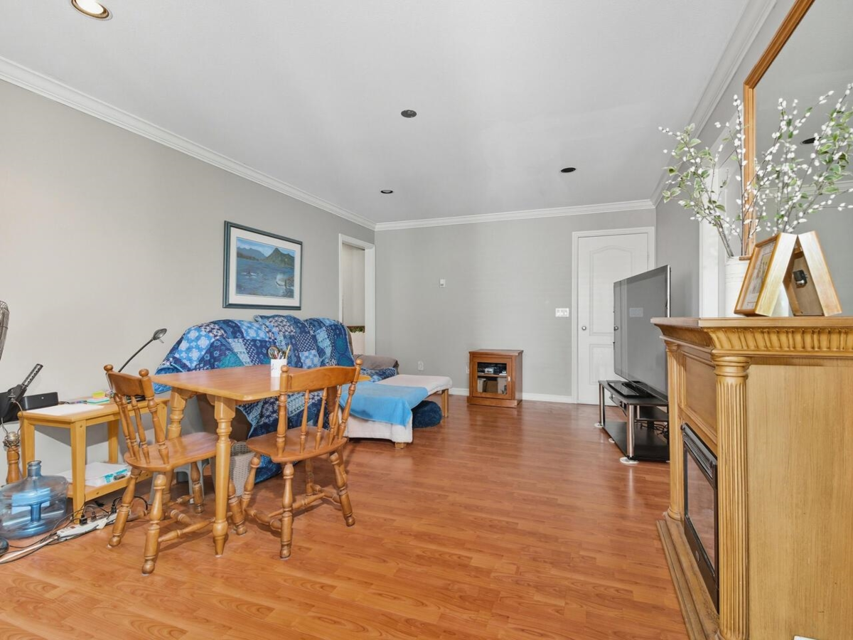 Front Yard Photo of 8011 163rd Street, Surrey, BC