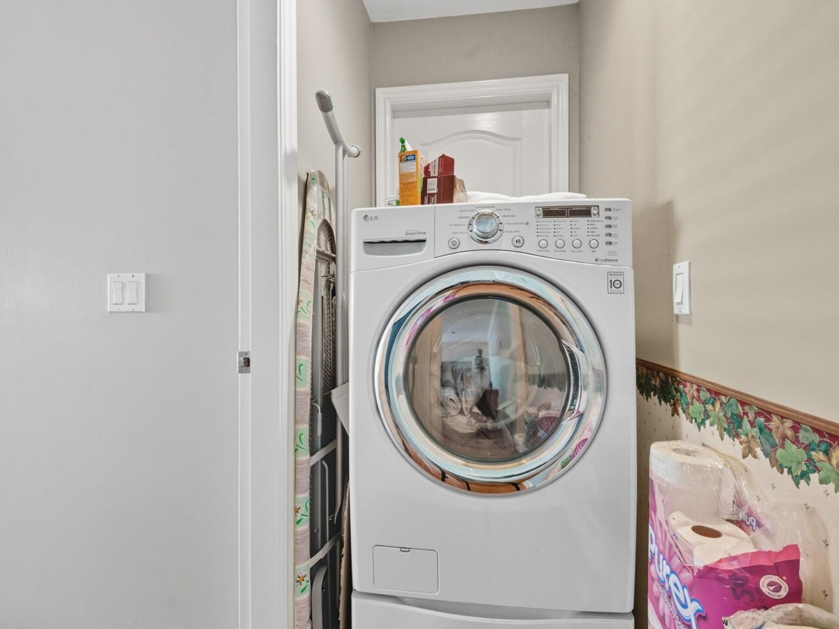 Outdoor Kitchen Photo of 8011 163rd Street, Surrey, BC