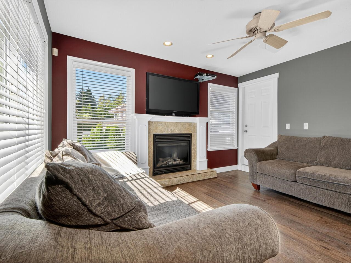 Primary Bathroom Photo of 8011 163rd Street, Surrey, BC