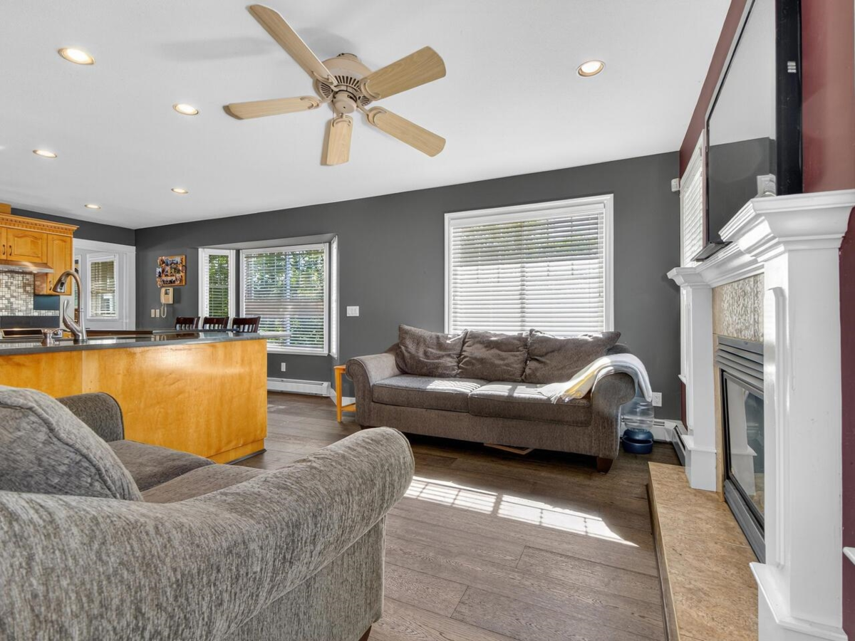 Walk-In Closet Photo of 8011 163rd Street, Surrey, BC