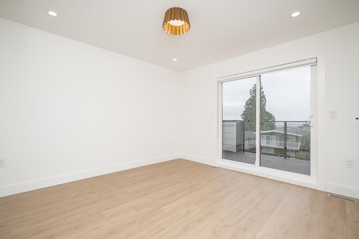 Bedroom 3 Photo of 2 128 N Grosvenor Avenue, Burnaby, BC