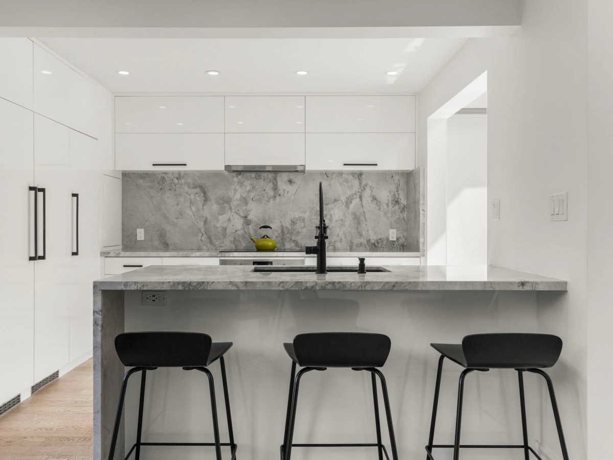 Guest Bathroom Photo of 4615 W 7th Avenue, Vancouver, BC