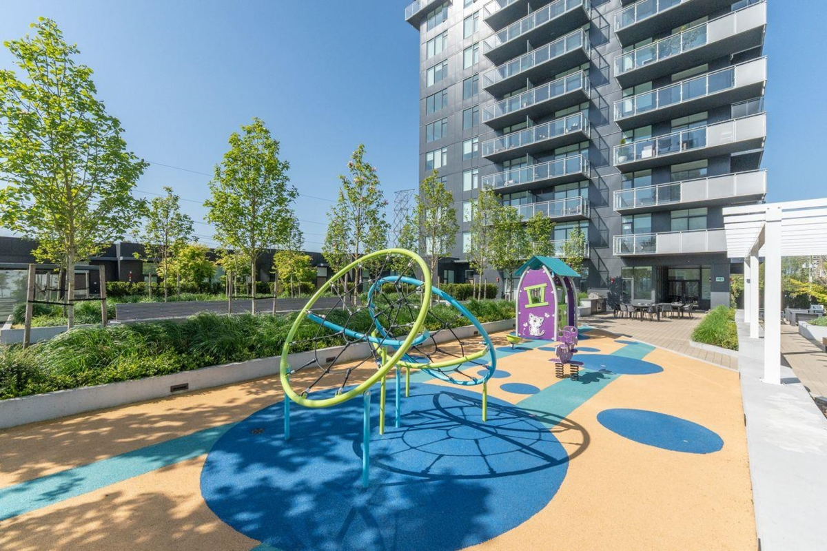 Backyard Photo of 1201 4433 Alaska Street, Burnaby, BC