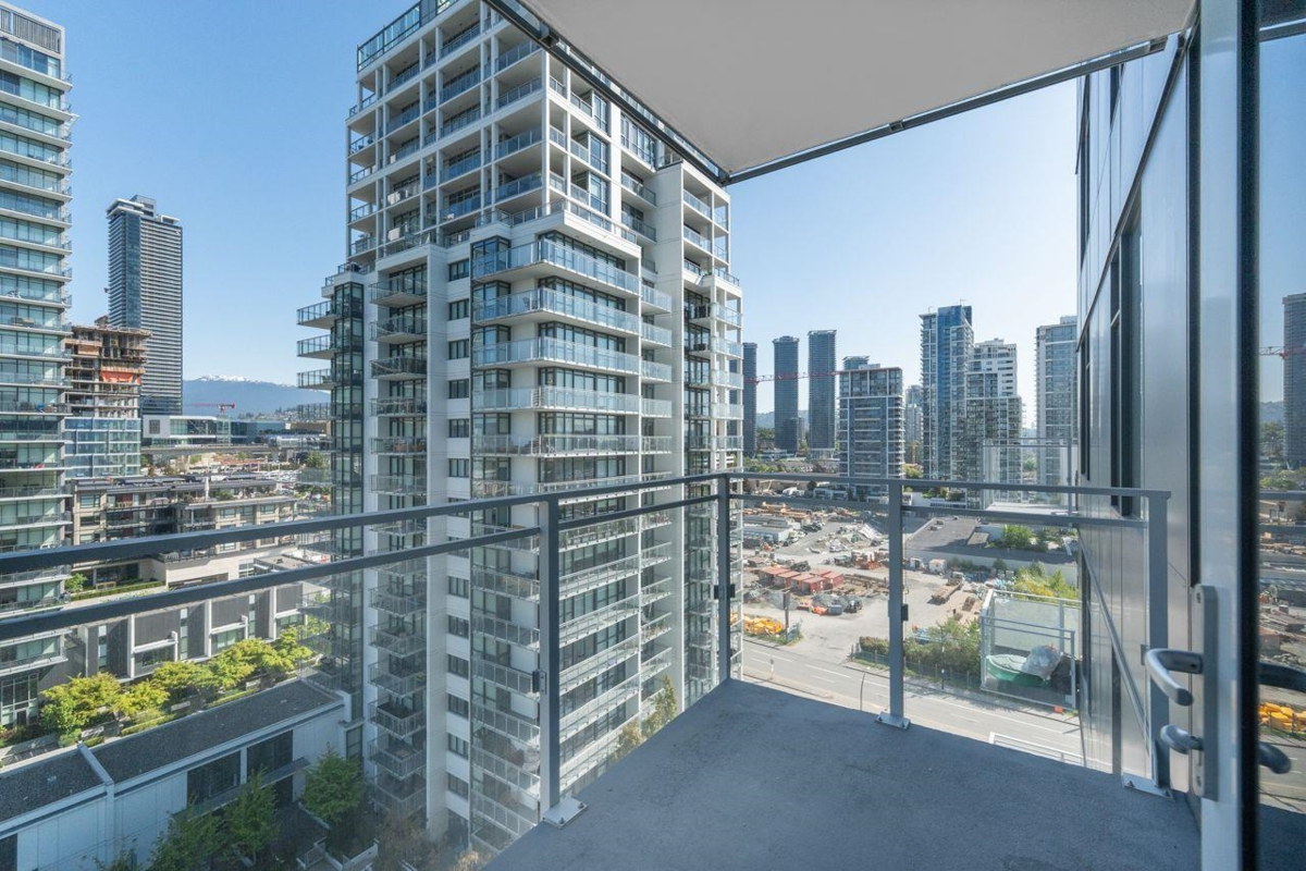 Walk-In Closet Photo of 1201 4433 Alaska Street, Burnaby, BC