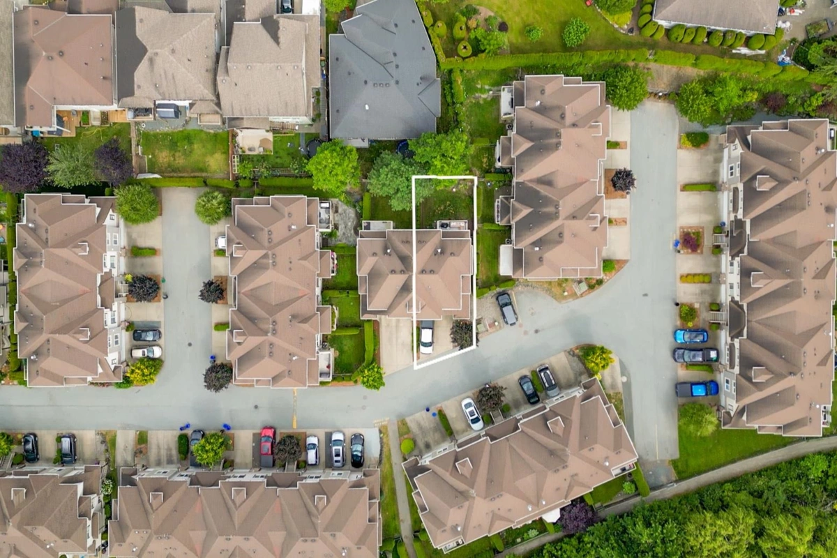 Exterior Rear Photo of 25 46778 Hudson Road, Sardis, BC