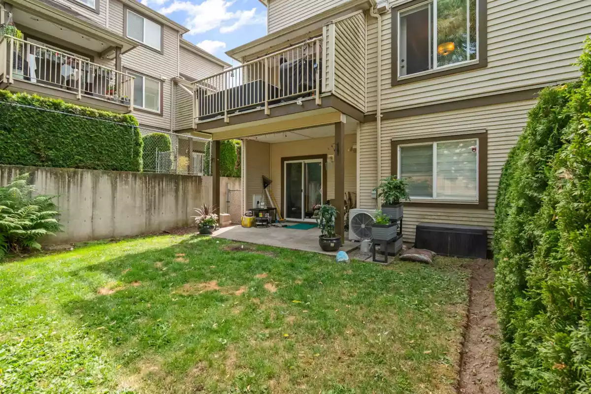 Outdoor Deck Photo of 25 46778 Hudson Road, Sardis, BC