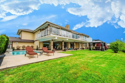20282 Wharf Street, Maple Ridge, BC