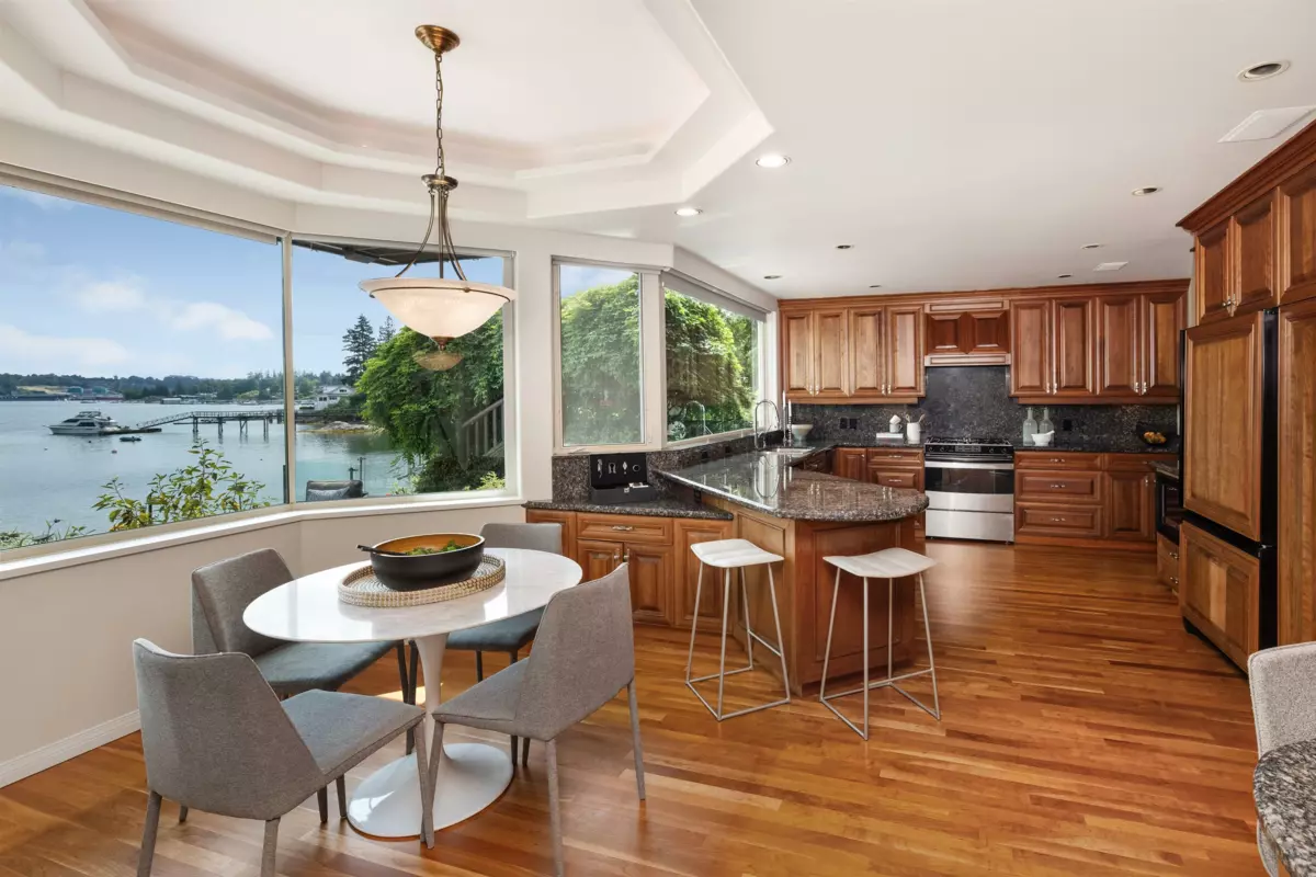 Basement Recreation Room Photo of 4625 Strathcona Road, North Vancouver, BC