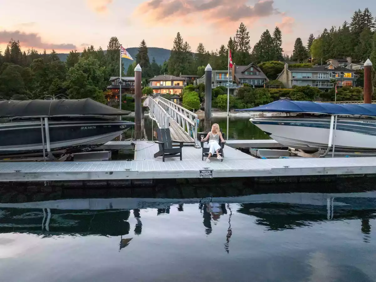 Guest Bathroom Photo of 4625 Strathcona Road, North Vancouver, BC