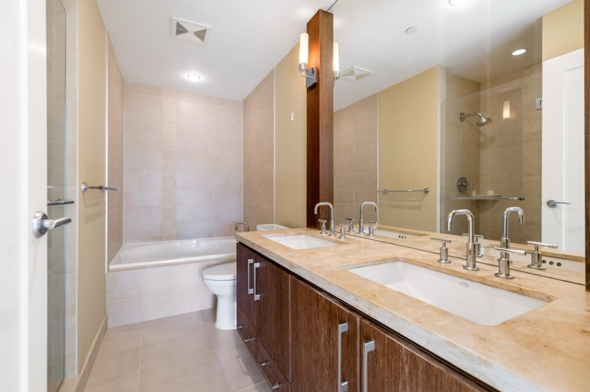 Laundry Room Photo of 1 2555 Skilift Road, West Vancouver, BC