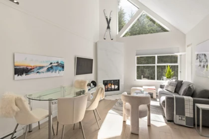 306 4749 Spearhead Drive, Whistler, BC, Whistler — Apartment/Condo for sale