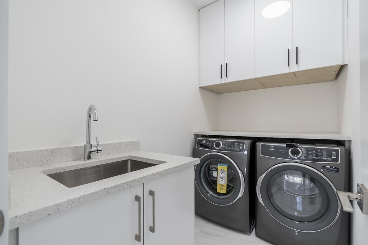 Garage Interior Photo of 15051 63a Avenue, Surrey, BC
