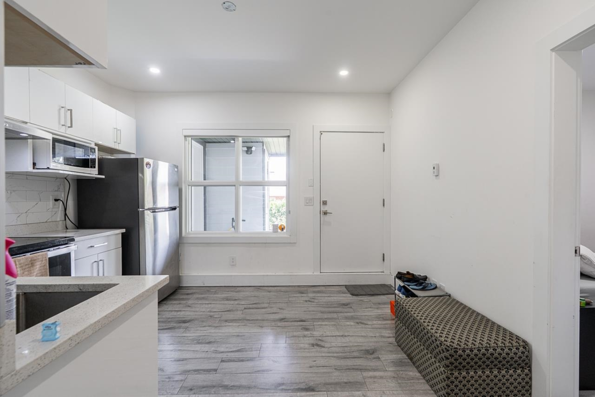 Mudroom Photo of 15051 63a Avenue, Surrey, BC
