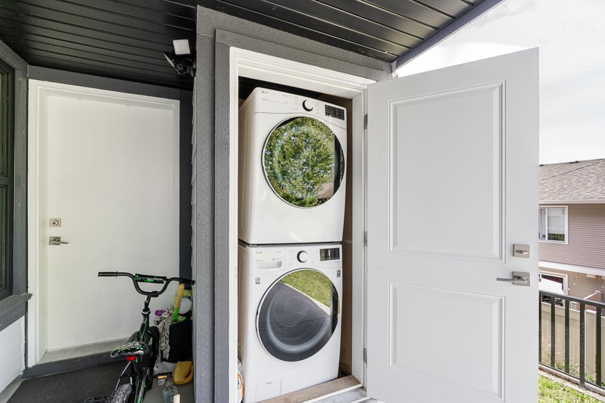 Swimming Pool Photo of 15051 63a Avenue, Surrey, BC