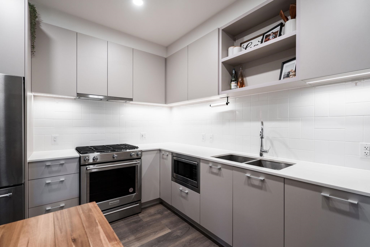 Kitchen Island Photo of 101 741 Anskar Court, Coquitlam, BC