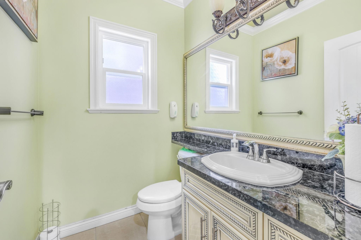 Powder Room Photo of 14833 71a Avenue, Surrey, BC