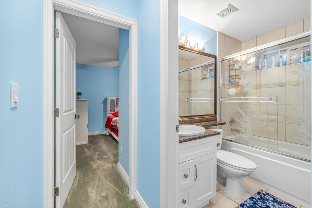 Swimming Pool Photo of 14833 71a Avenue, Surrey, BC