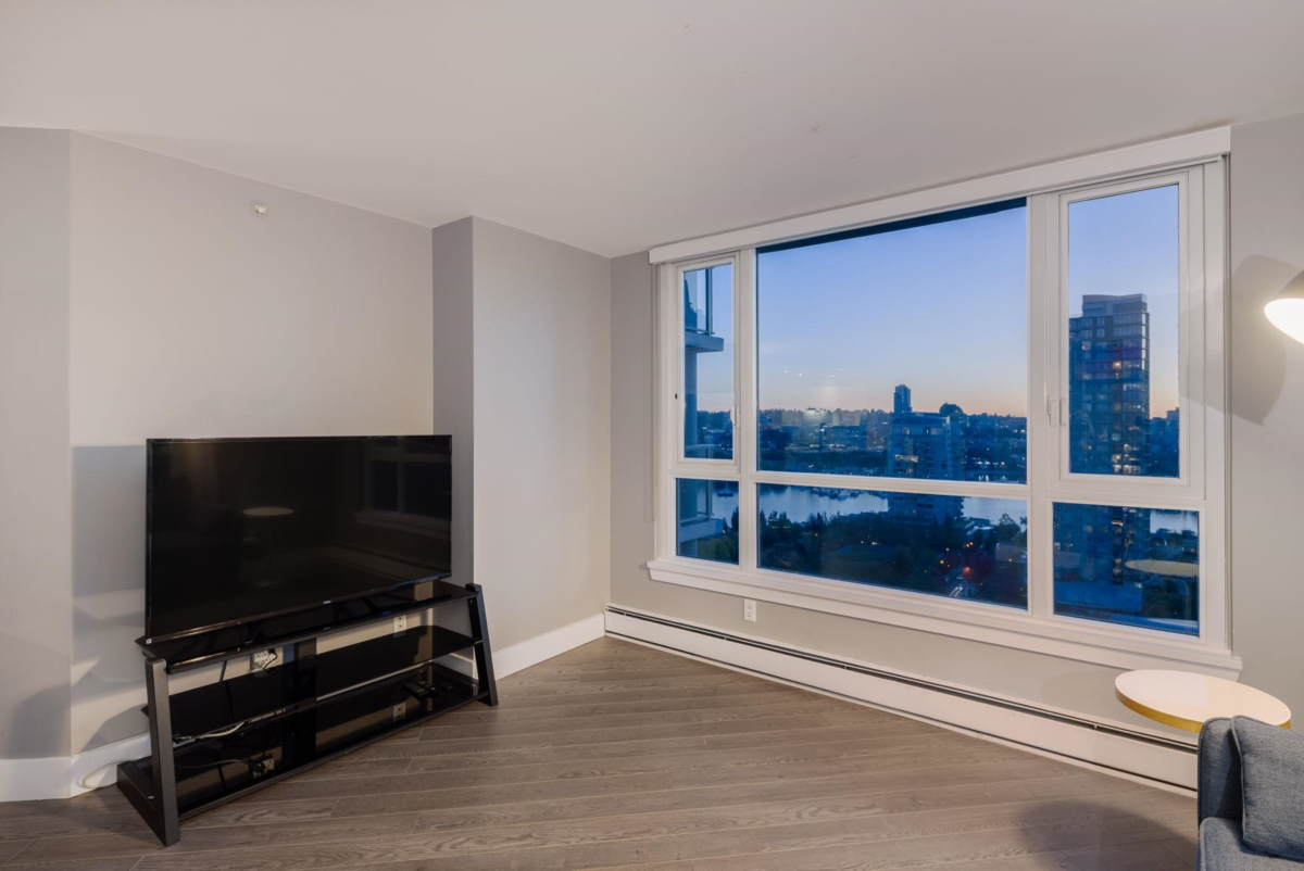 Family Room Photo of 2101 388 Drake Street, Vancouver, BC