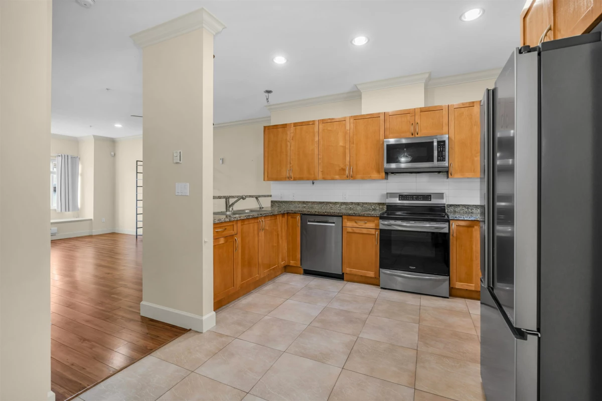 Primary Bedroom Photo of 8 3139 Smith Avenue, Burnaby, BC