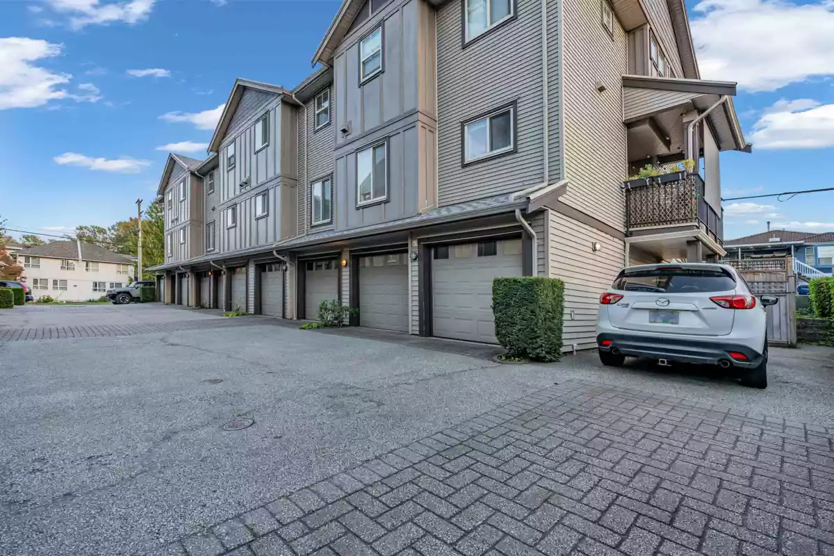 Staircase Photo of 8 3139 Smith Avenue, Burnaby, BC