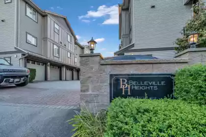 8 3139 Smith Avenue, Burnaby, BC, Burnaby — Townhouse for sale