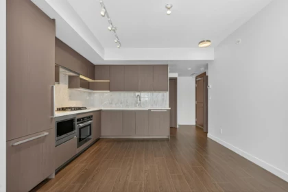 3810 6538 Nelson Avenue, Burnaby, BC, Burnaby — Apartment/Condo for sale