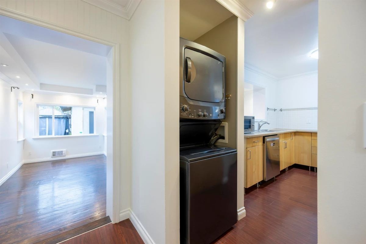 Powder Room Photo of 1927 Coquitlam Avenue, Port Coquitlam, BC