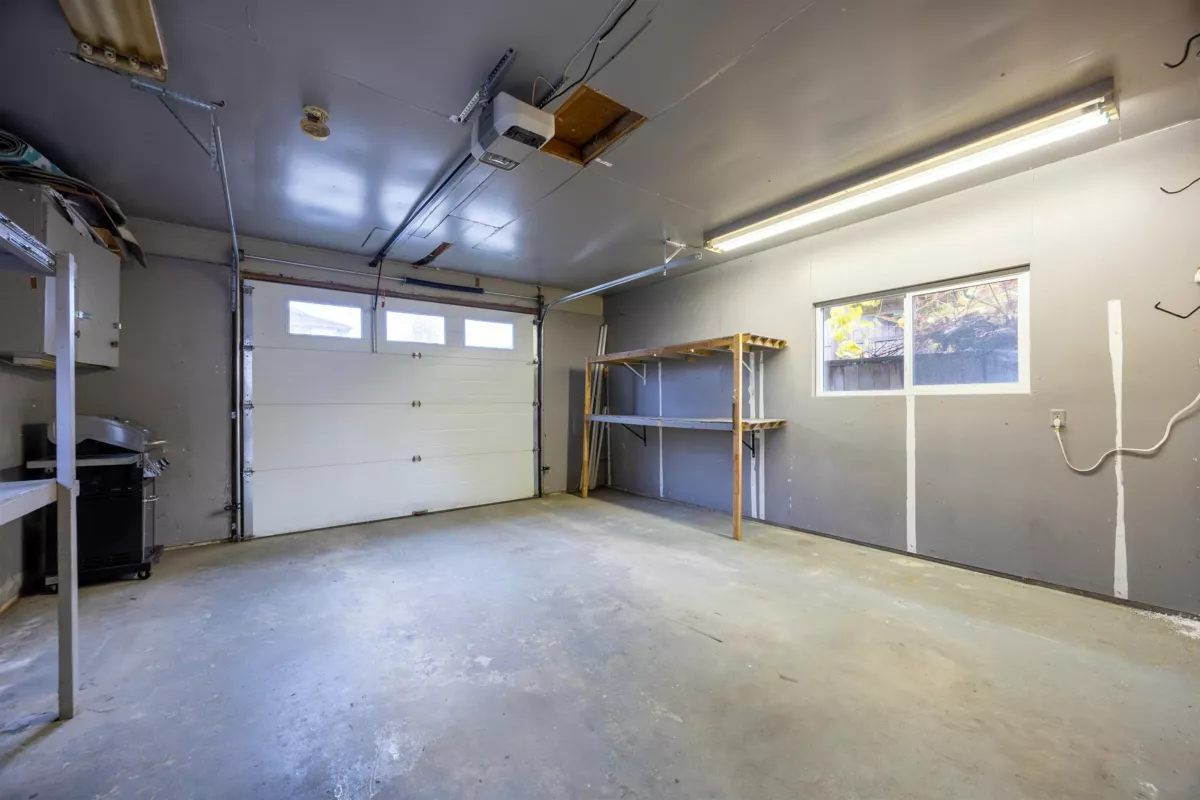 Street View Photo of 1927 Coquitlam Avenue, Port Coquitlam, BC