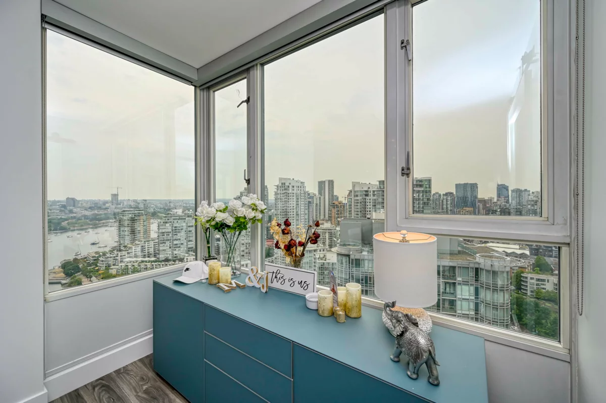 Outdoor Deck Photo of 3307 1033 Marinaside Crescent, Vancouver, BC