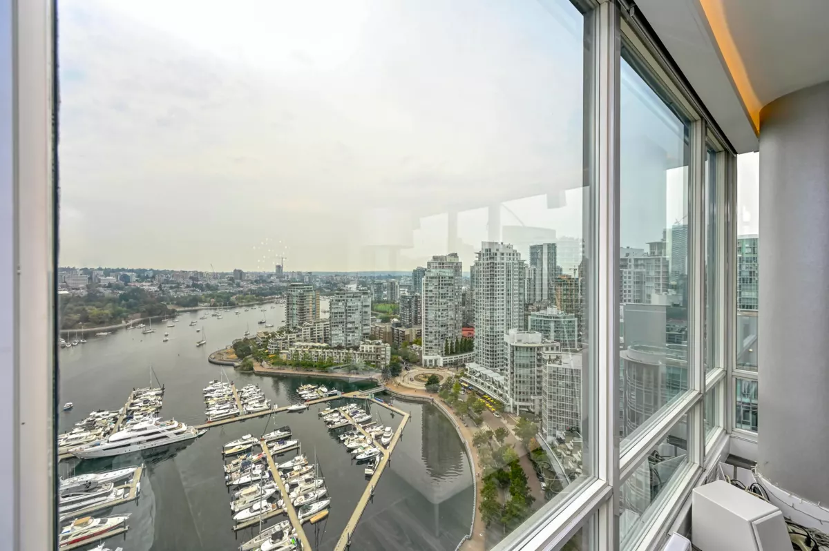 Street View Photo of 3307 1033 Marinaside Crescent, Vancouver, BC