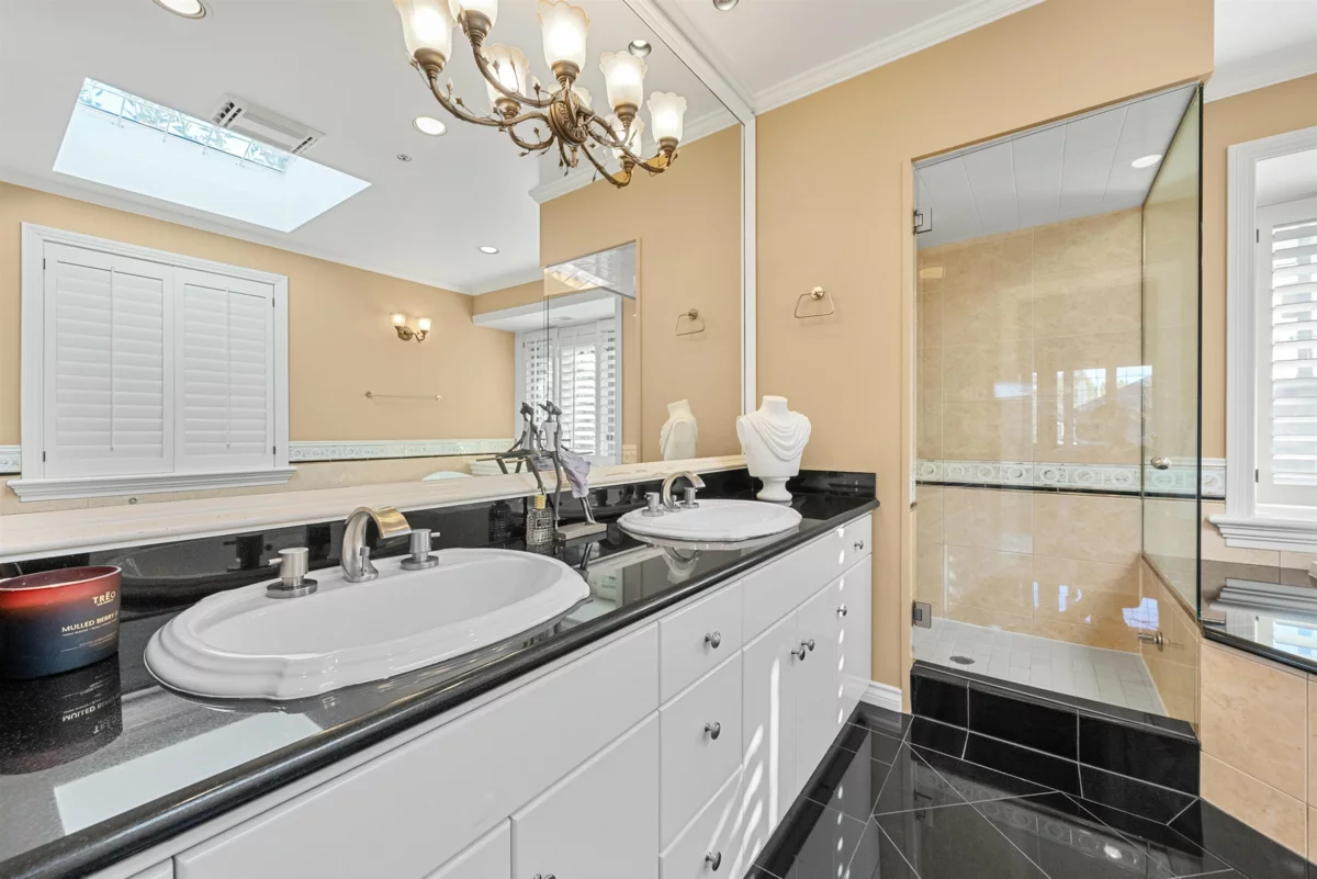 Walk-In Closet Photo of 1426 W 48th Avenue, Vancouver, BC