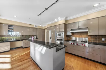 Breakfast Nook Photo of 1426 W 48th Avenue, Vancouver, BC
