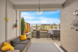 205 2239 Kingsway Boulevard, Vancouver, BC