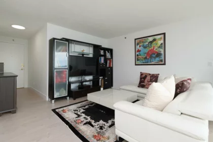 2202 289 Drake Street, Vancouver, BC, Vancouver — Apartment/Condo for sale