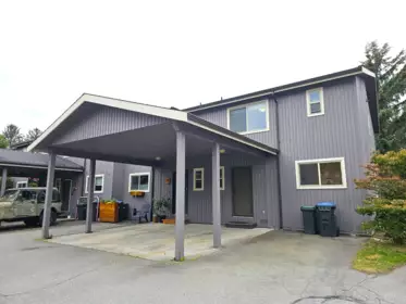 33 41450 Government Road, Squamish, BC, Squamish — Townhouse for sale