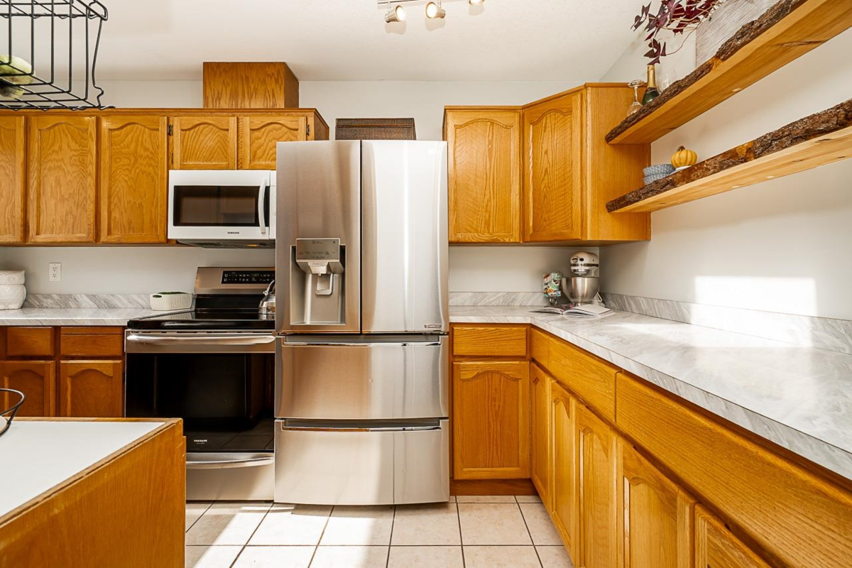 Exterior Rear Photo of 9 20625 118 Avenue, Maple Ridge, BC