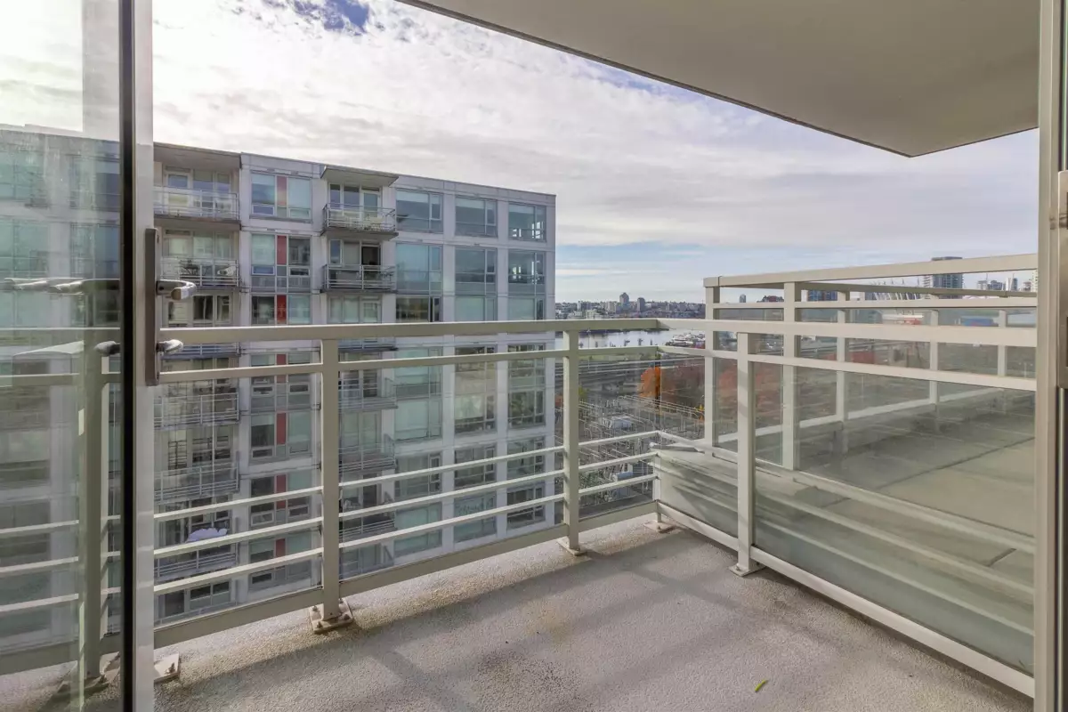 Basement Recreation Room Photo of 1810 188 Keefer Street, Vancouver, BC