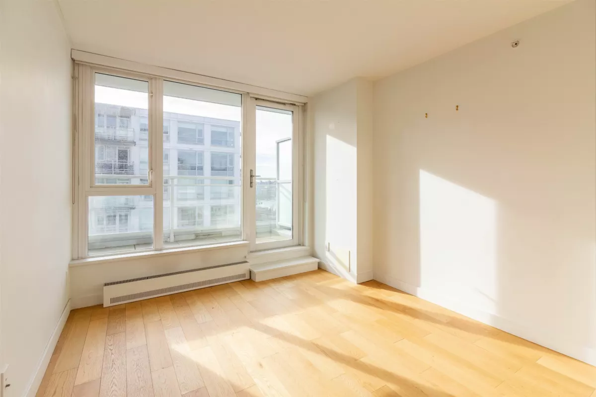 Bedroom 3 Photo of 1810 188 Keefer Street, Vancouver, BC