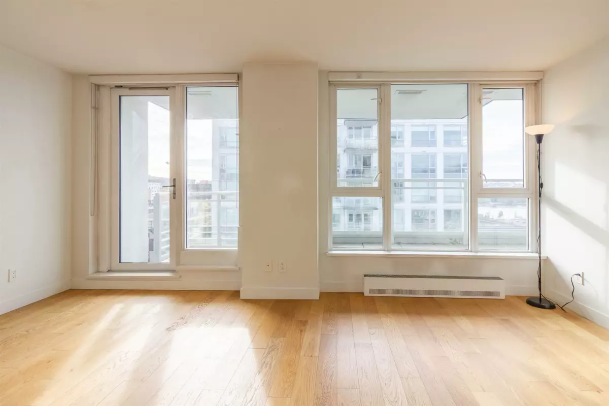 Breakfast Nook Photo of 1810 188 Keefer Street, Vancouver, BC