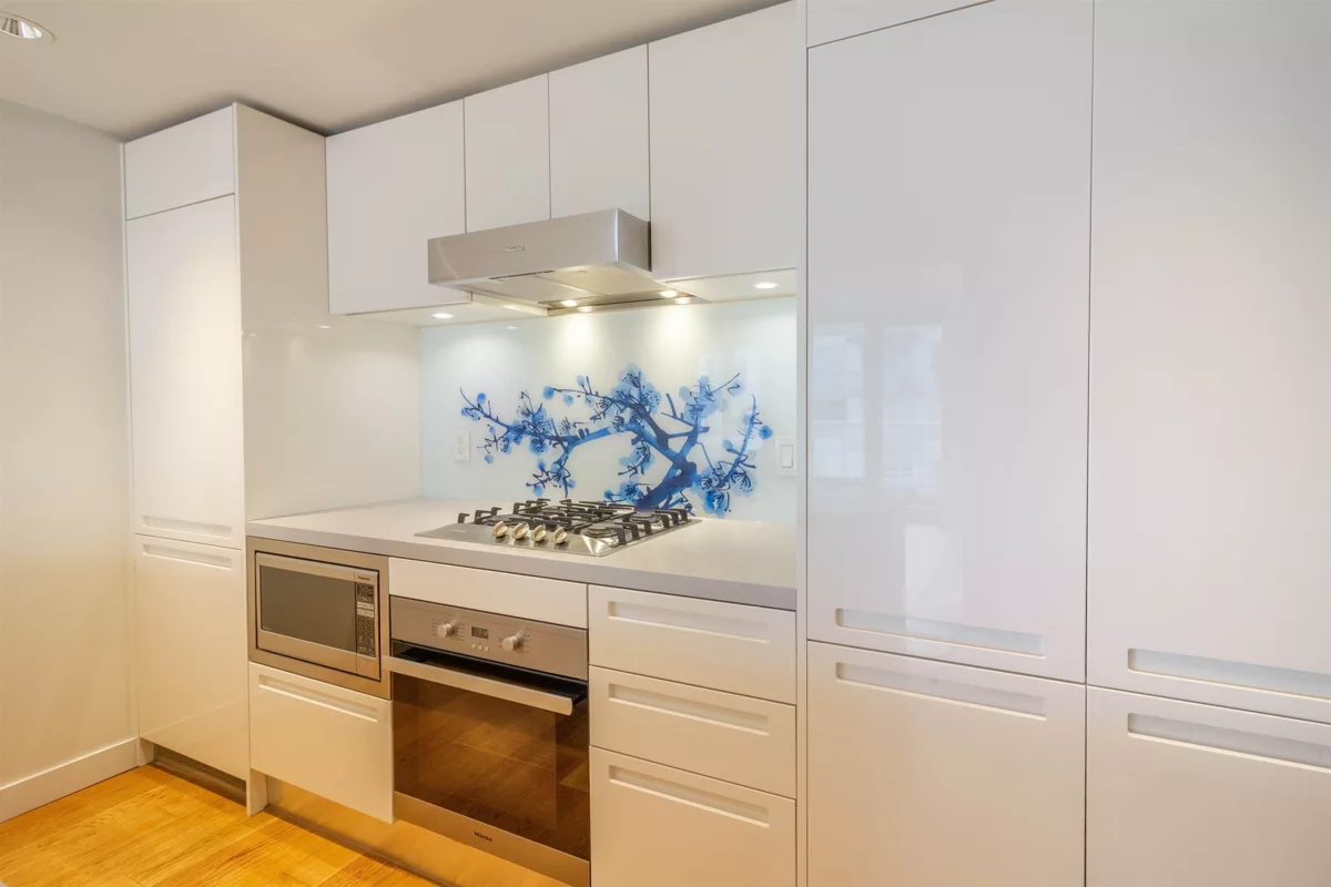 Family Room Photo of 1810 188 Keefer Street, Vancouver, BC