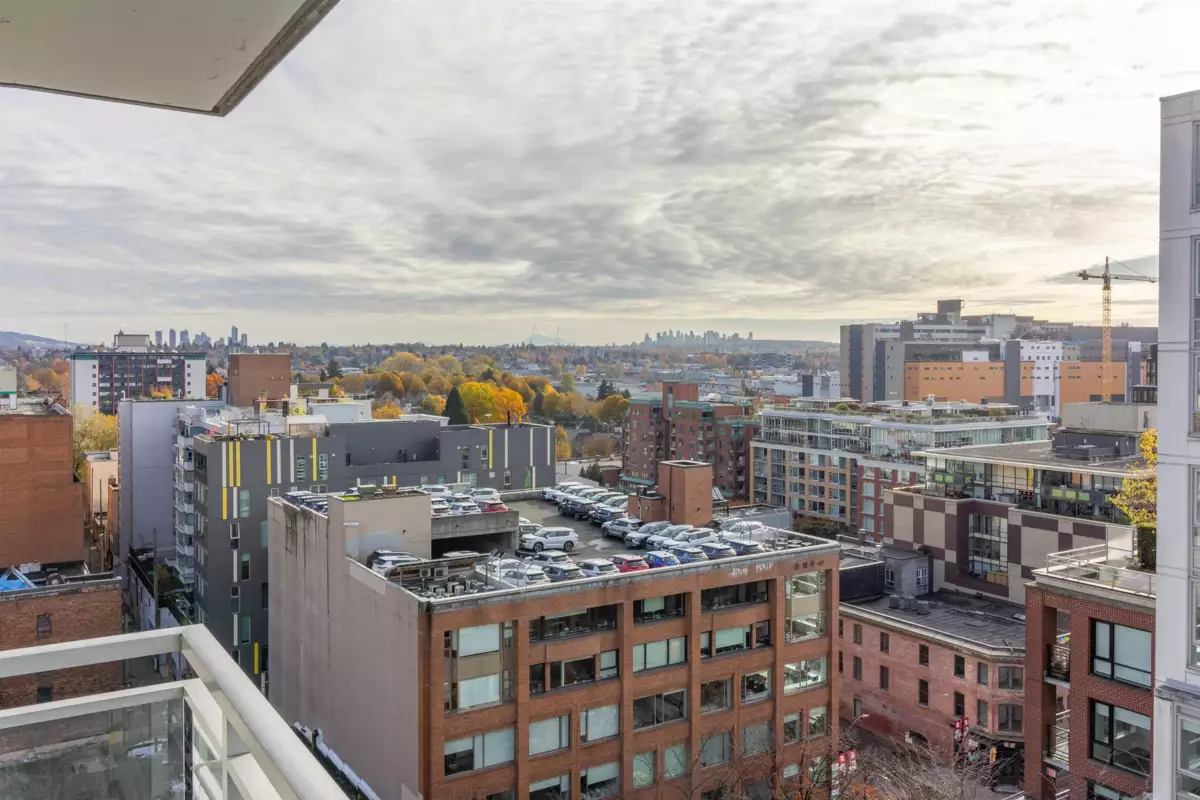 Laundry Room Photo of 1810 188 Keefer Street, Vancouver, BC