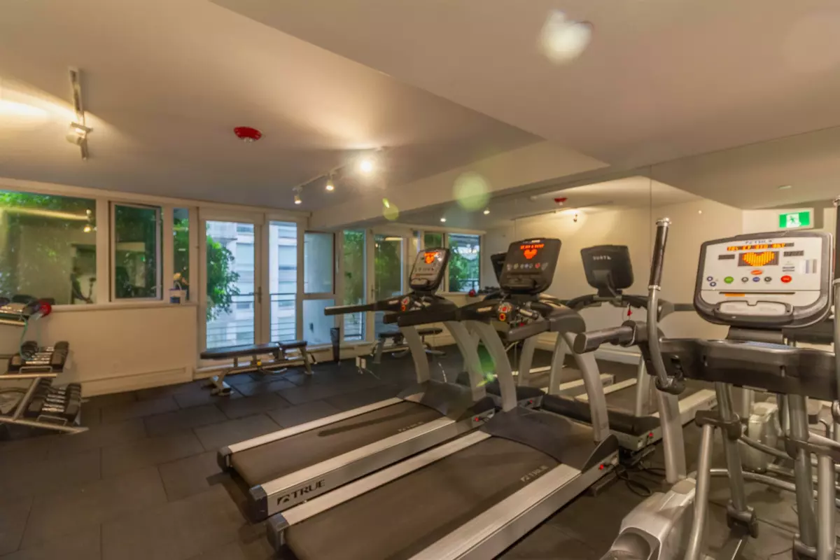 Outdoor Patio Photo of 1810 188 Keefer Street, Vancouver, BC