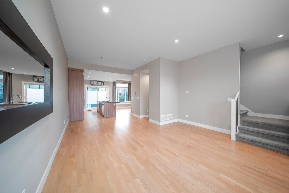 Kitchen Island Photo of 62 2687 158 Street, Surrey, BC