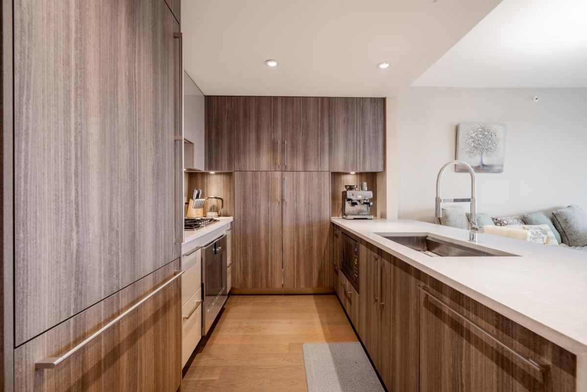 Kitchen Island Photo of 1302 210 Salter Street, New Westminster, BC