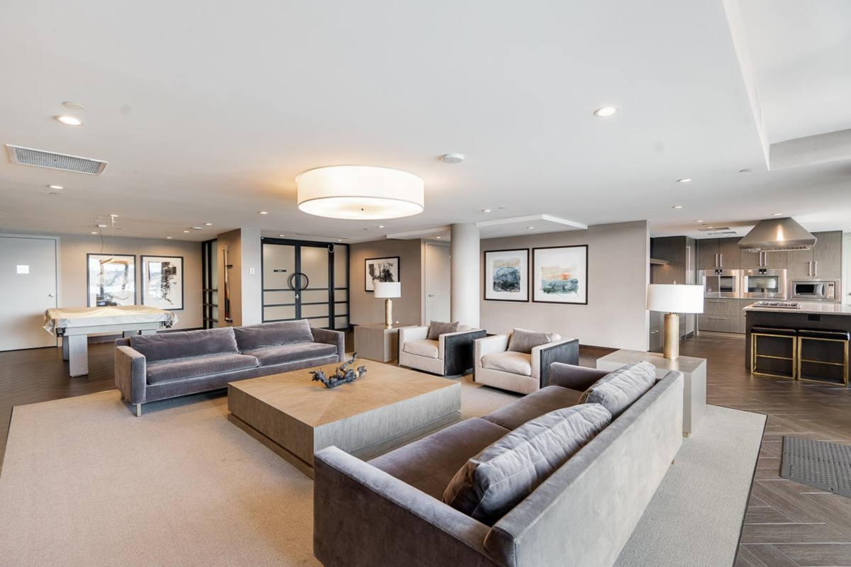 Mudroom Photo of 1302 210 Salter Street, New Westminster, BC