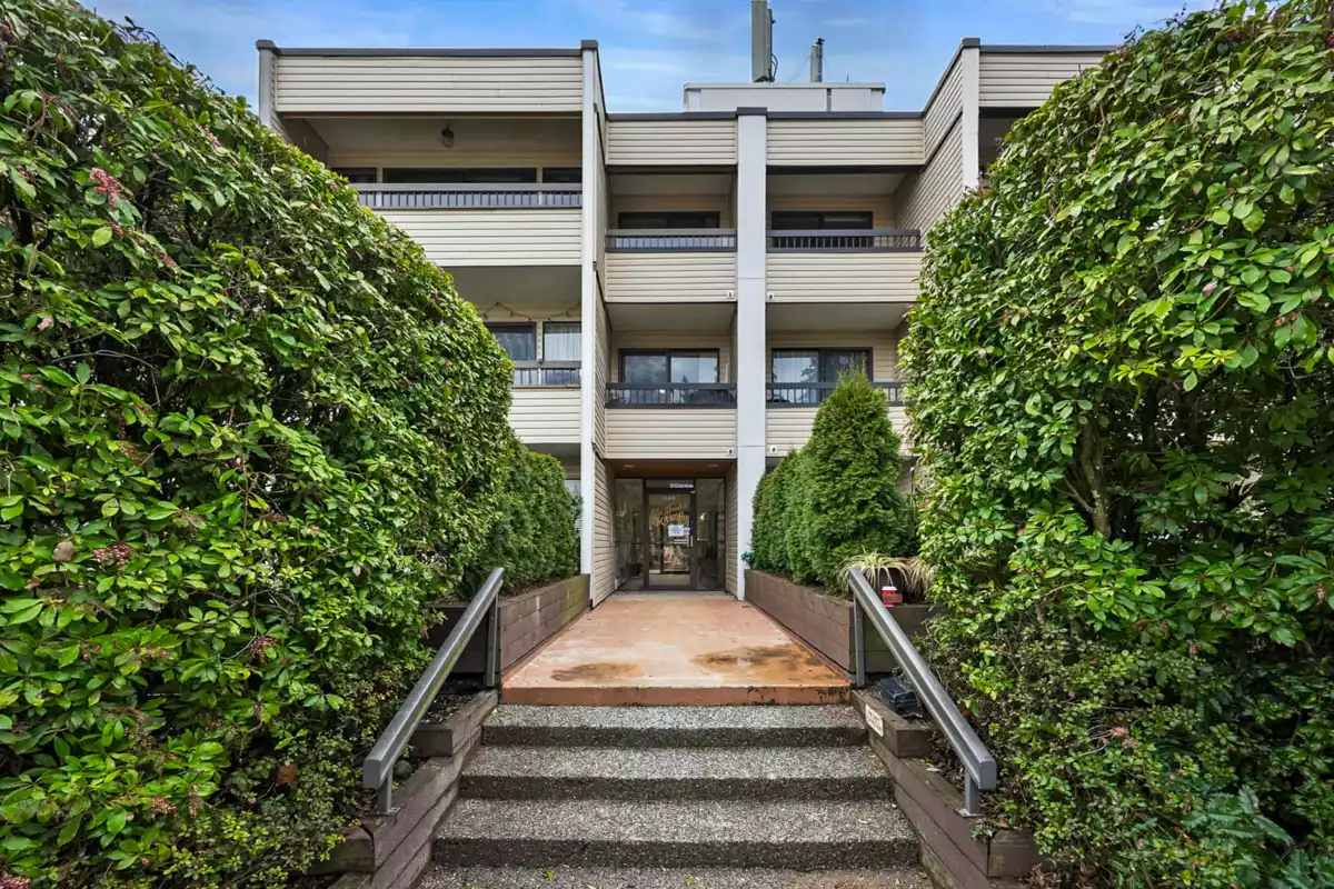 Living Room Photo of 202 1048 King Albert Avenue, Coquitlam, BC