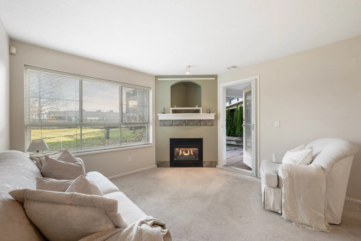 Family Room Photo of 109 6336 197 Street, Langley, BC