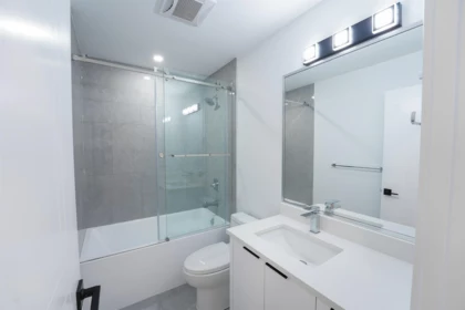 Hallway Photo of 20482 76 Avenue, Langley, BC