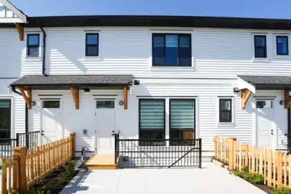 Outdoor Deck Photo of 20482 76 Avenue, Langley, BC