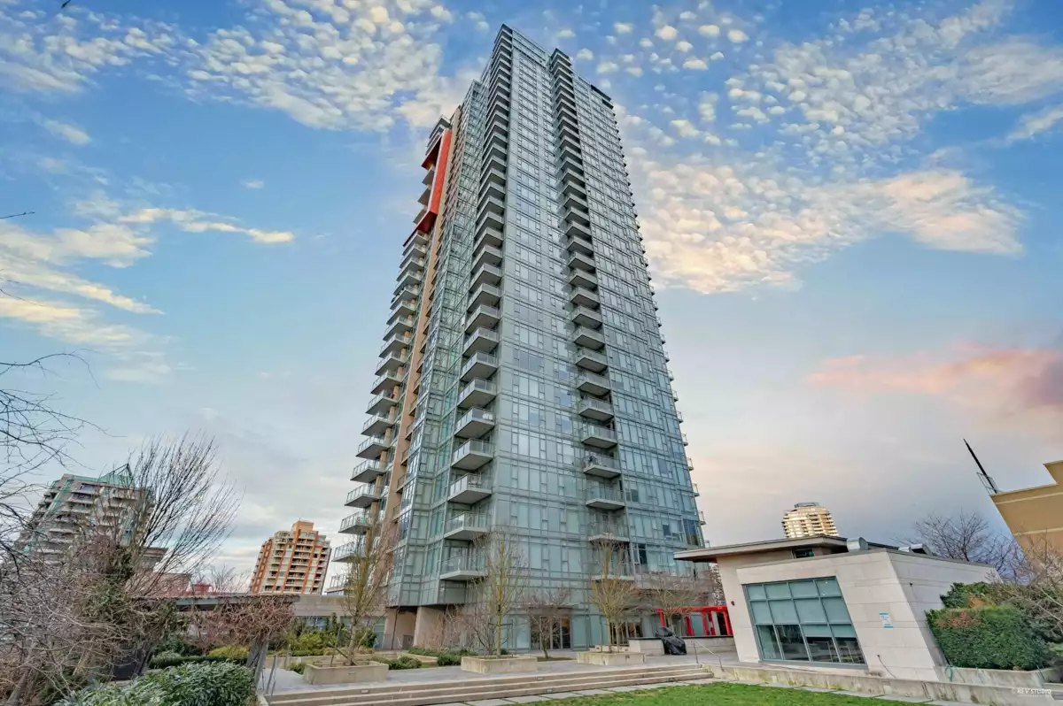 Backyard Photo of 2109 4688 Kingsway Way, Burnaby, BC